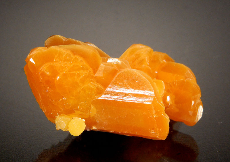 TN807 Wulfenite - La Morita Mine, Ascencion Municipality, Chihuahua, Mexico.jpg