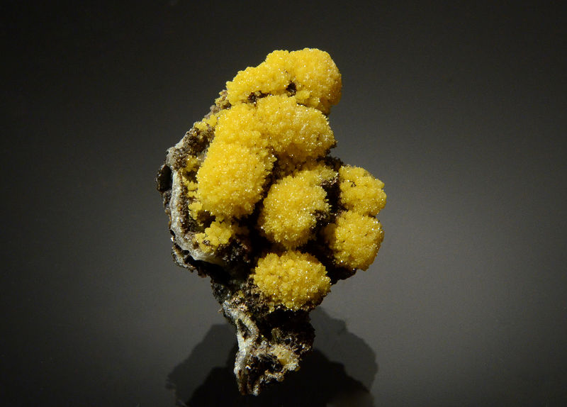 TN895 Mimetite - Potosi Mine, Santa Eulalia, Chihuahua, Mexico.jpg