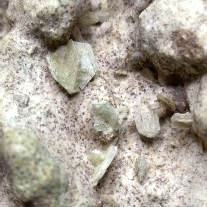 tridymite - veneto.jpg