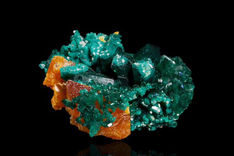 Wulfenite-MIM_Museum(1334).jpg
