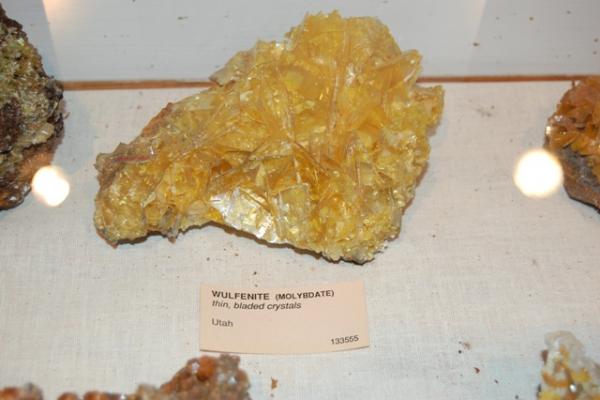 UtahWulfenite.JPG