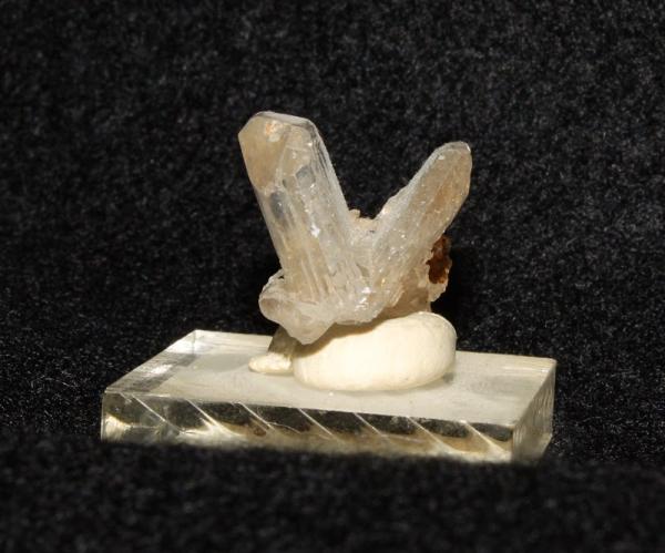 V-shaped cerussite.jpg