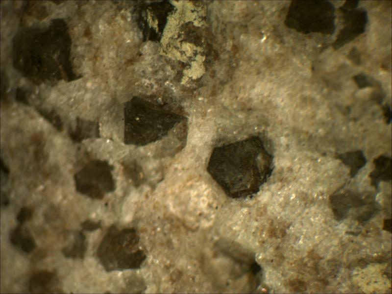 zunyite 7.jpg