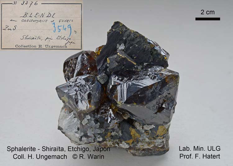 001-Sphalerite#3376_R.jpg