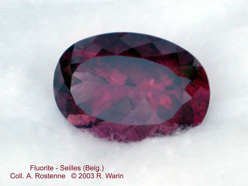 013-AR-Fluorite-taillee2.JPG