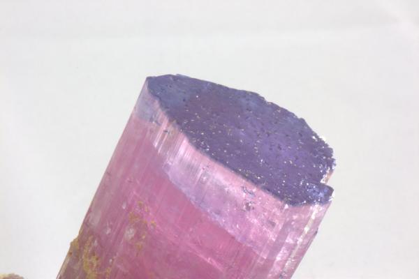 014B1 Tourmaline Paprok.jpg