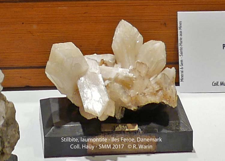 024-Haüy_Stilbite_00438_R.jpg