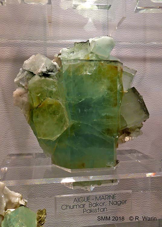 048-Aquamarine_20536_R.jpg
