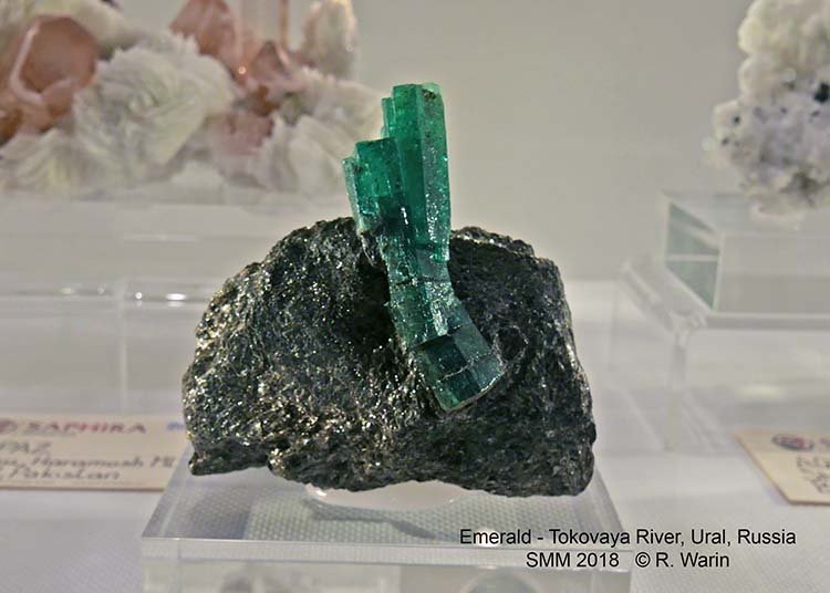 055-Emerald_20555_R.jpg