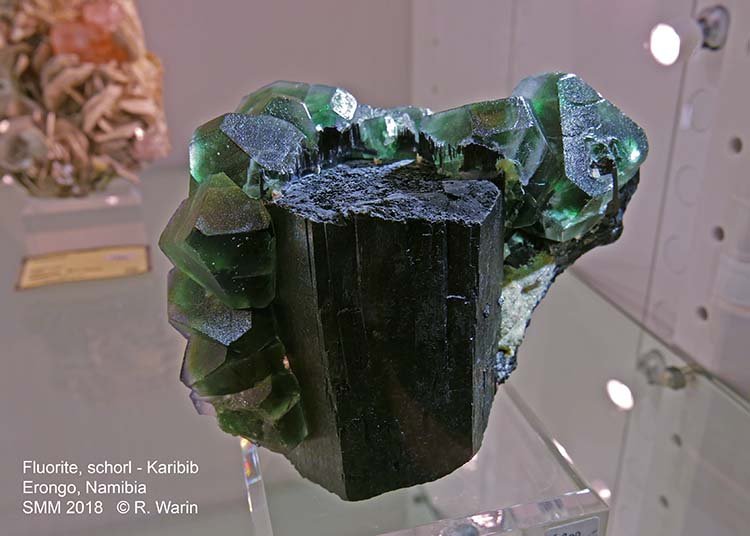 063-Fluorite_20448_R.jpg