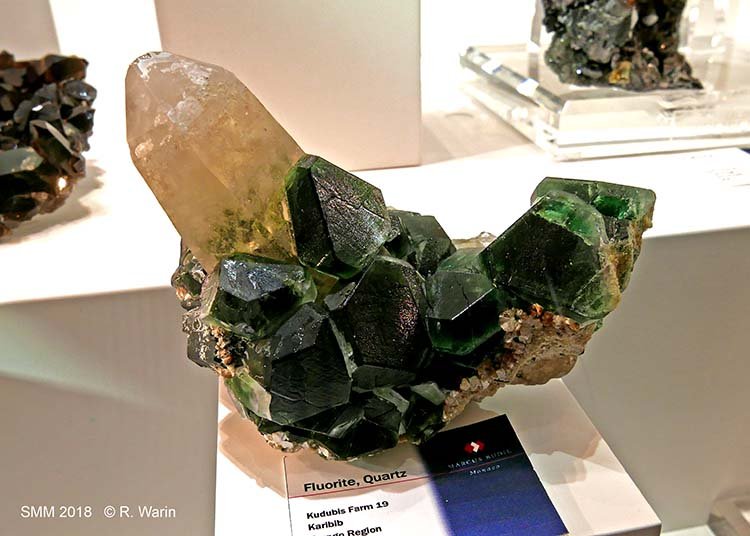 064-Fluorite_20549_R.jpg