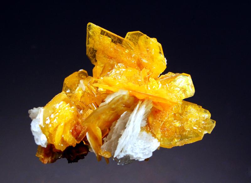 1044 Wulfenite (2).jpg