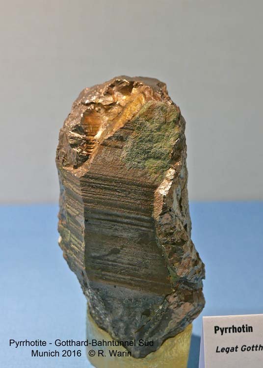 114-Pyrrhotite_20844_R.jpg
