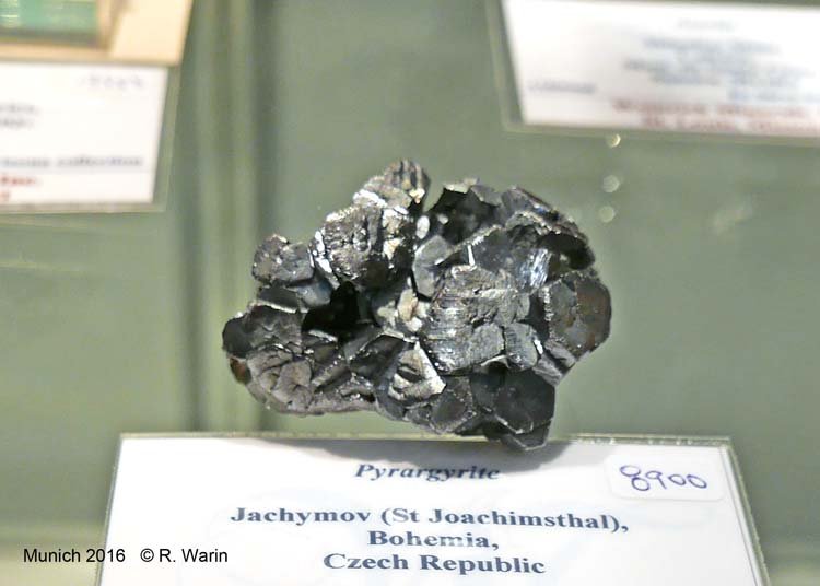 125-Pyrargyrite_20921_R.jpg