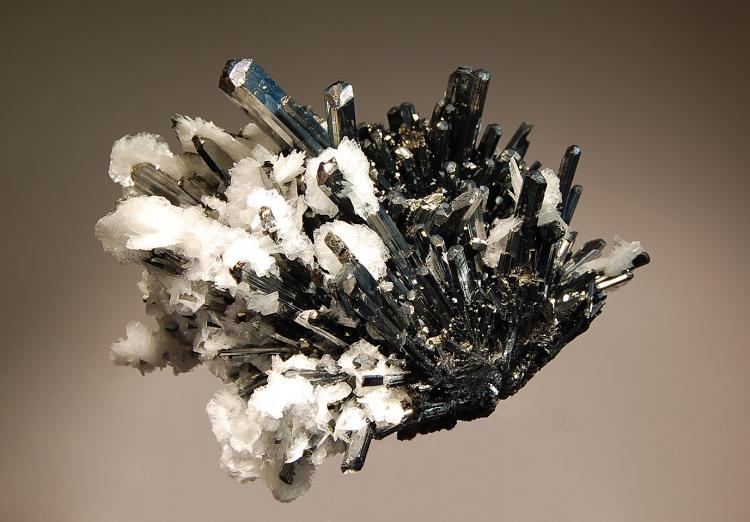 1665 Barite on Stibnite.jpg