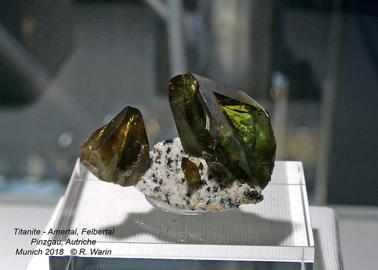 168-Titanite_30253_R.jpg