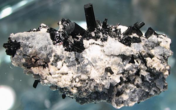 19 - Découverte Mt Blanc, Tourmaline.jpg