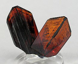 260px-Brookite-gem7-07a.jpg