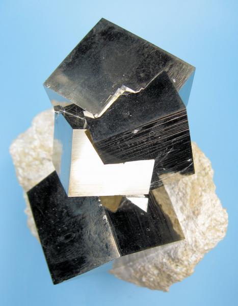 2777M-pyrite.jpg