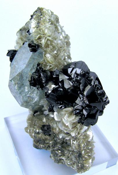 4437M-cassiterite.jpg