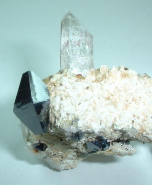 4444M-anatase1.jpg