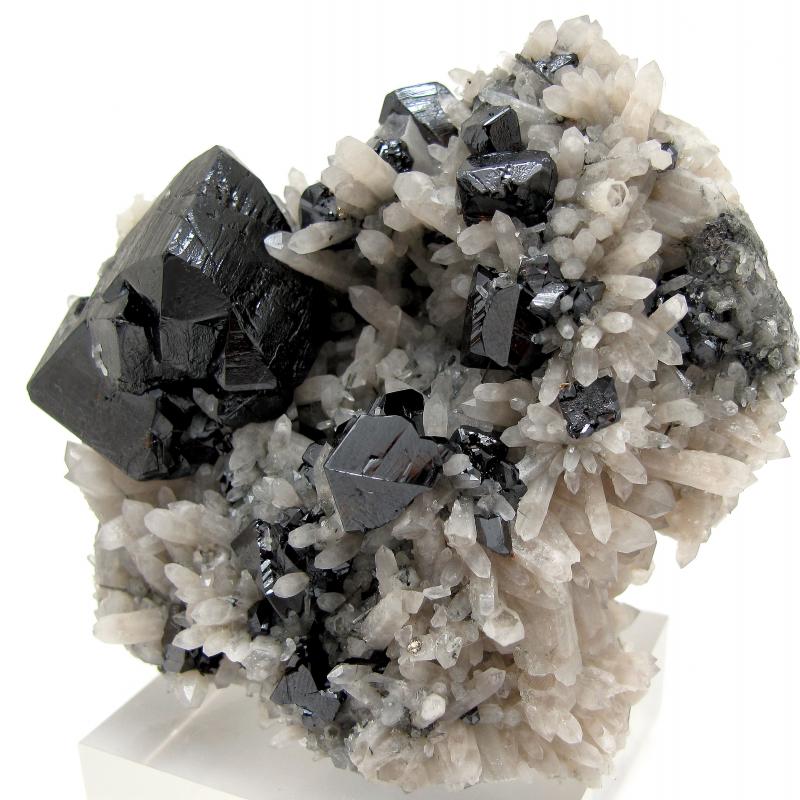 4449M-cassiterite1.jpg