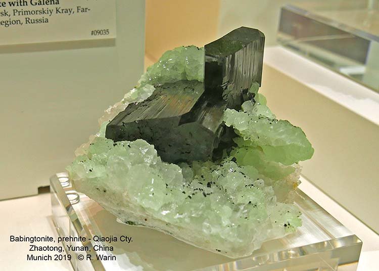 45-Babingtonite_40716_R.jpg