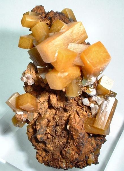 6650M-wulfenite1.jpg