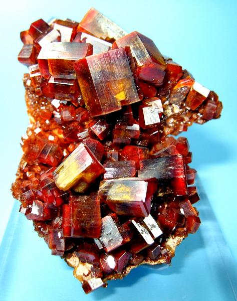 7231M-vanadinite1.jpg