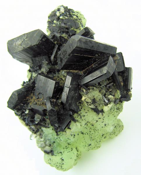 8203M-babingtonite.jpg