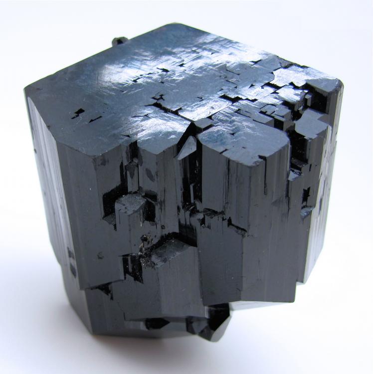 8215M-schorl3.jpg