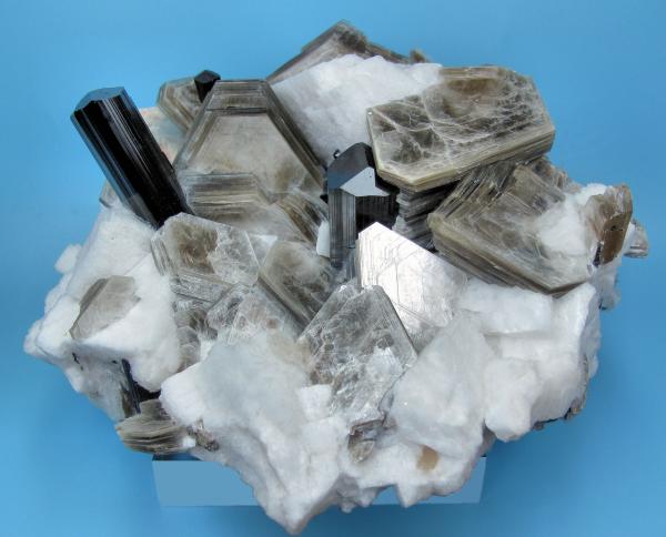 8298M-schorl.jpg