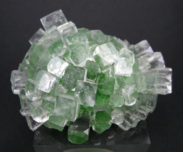 8446M-apophyllite.jpg