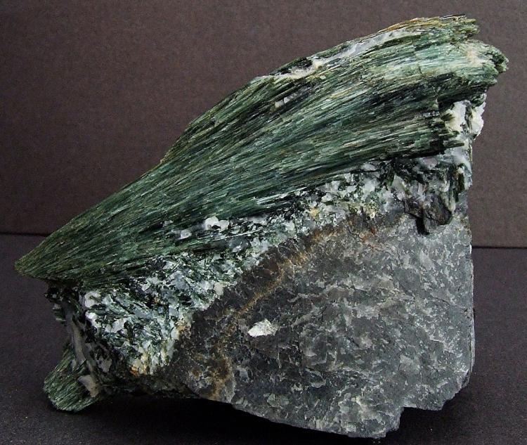 Actinolite (1).jpg