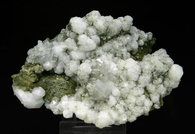 Analcime with Apophyllite - Cornwall Mines Cornwall Lebanon County Pennsylvania USA.jpg