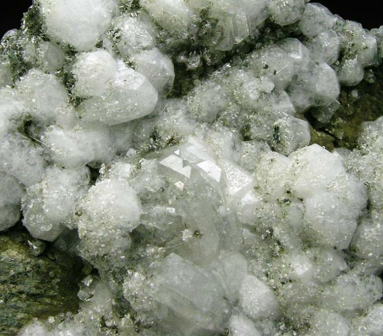 Analcime with Apophyllite detail - Cornwall Mines Cornwall Lebanon County Pennsylvania USA.jpg