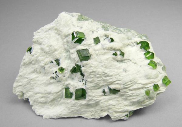 Andradite-Demantoid Canada.jpg