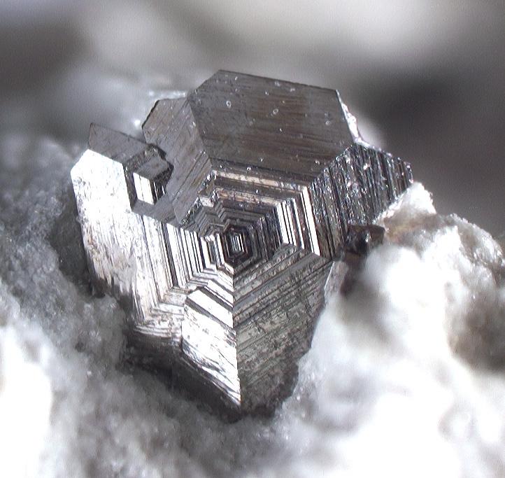 Arsenopyrite b.jpg