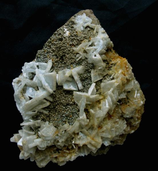 Barite.Pyrite.jpg