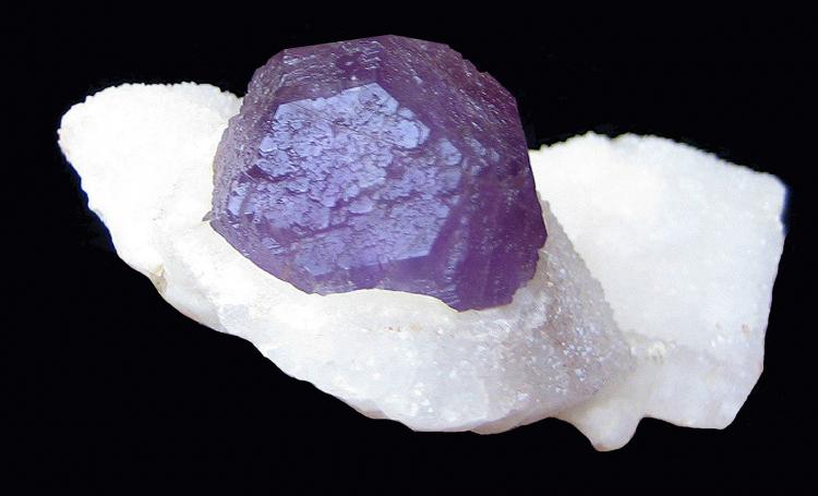 BIG FLUORITE.jpg