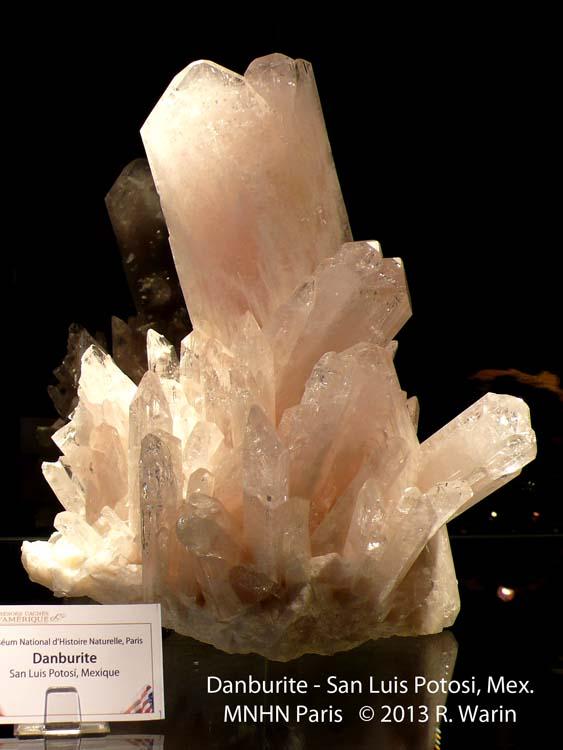 Danburite_70904_R.jpg