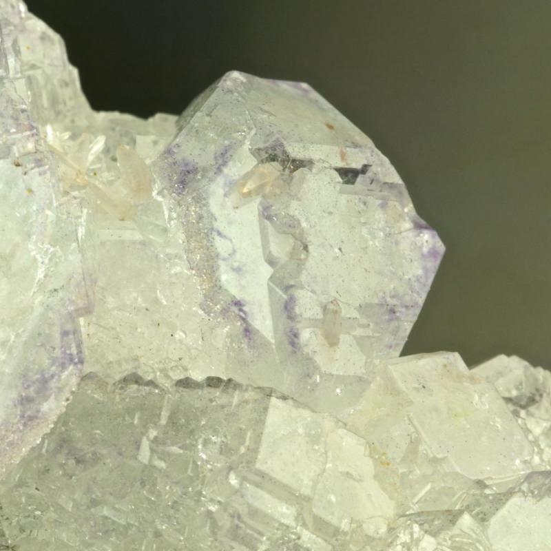 Fluorite spinel twin Naica 3.jpg