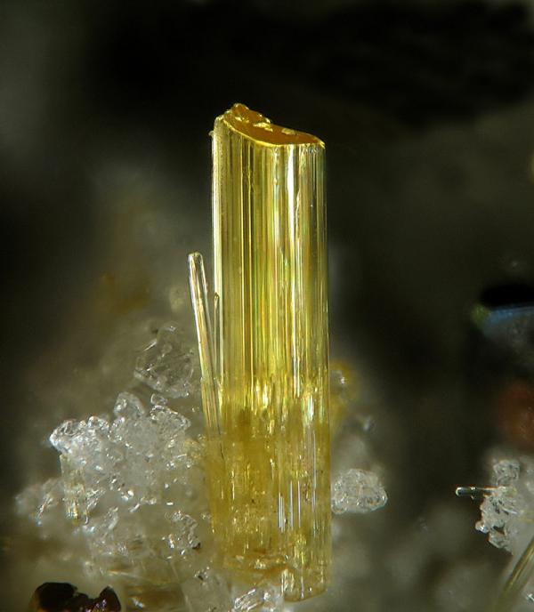 Fluoro-Edenite,-Italy.jpg