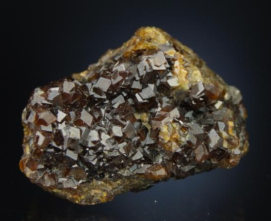 garnet andradite2.jpg