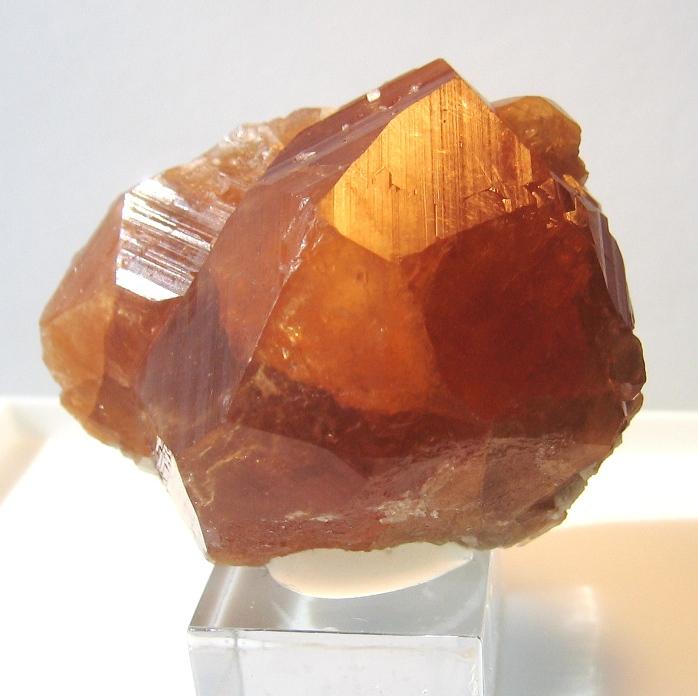 Garnet var. Hessonite.jpg