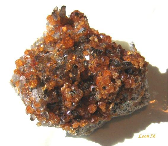 Garnet var. Spessartine.jpg