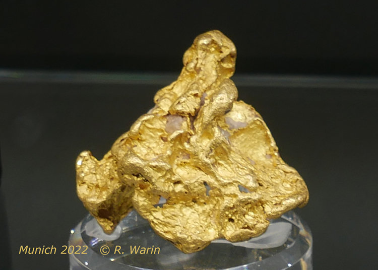 Gold_Nugget-30483b_R.jpg