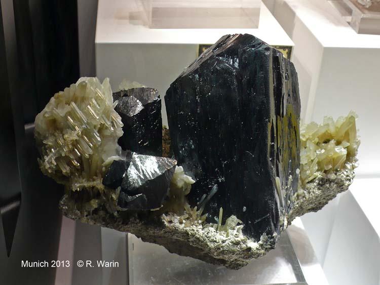 Ilvaite_80536_R.jpg