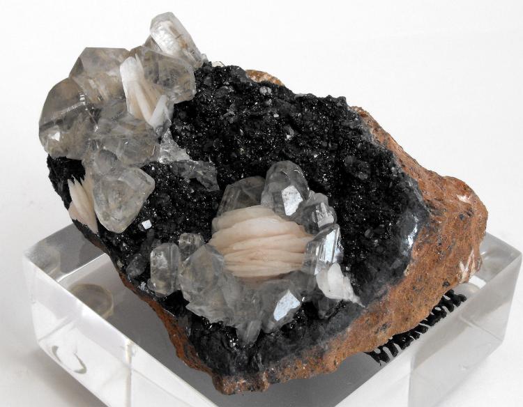 LF_CERRUSITE_BARYTE_MIB_3.jpg