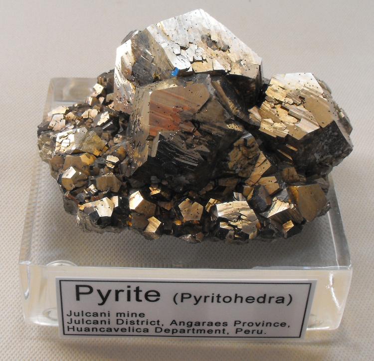 LF_PYRITE_JULCANI_1.JPG